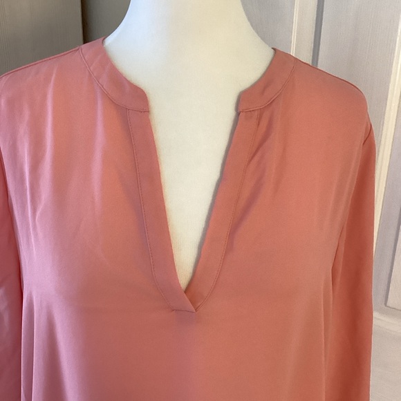 Everleigh Dusty Peach V-Neck Blouse MP - Picture 2 of 12